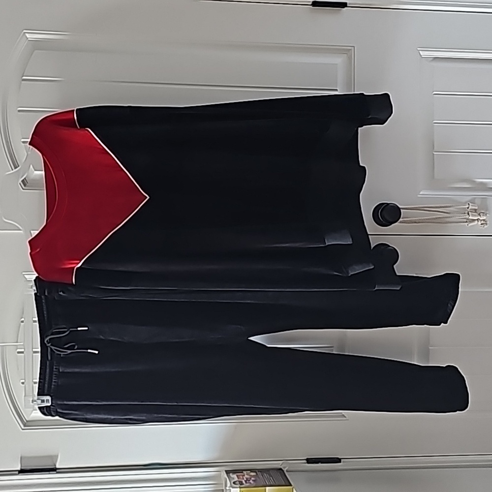 Velour Jogging Set - image 4